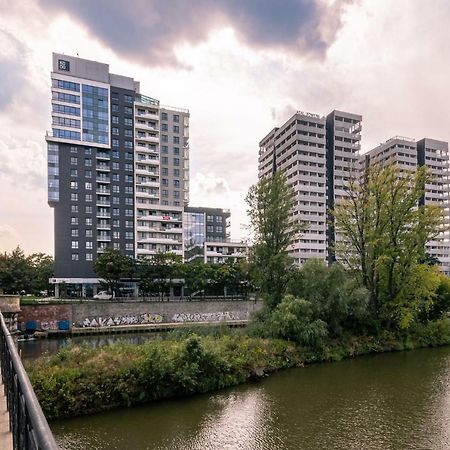 Apartament Odratower Wrocław Eksteriør billede