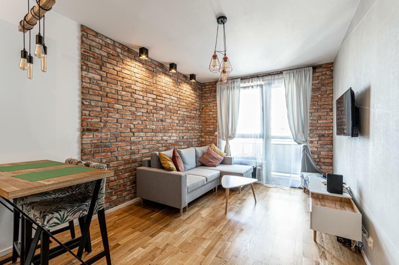 Apartament Odratower Wrocław Eksteriør billede